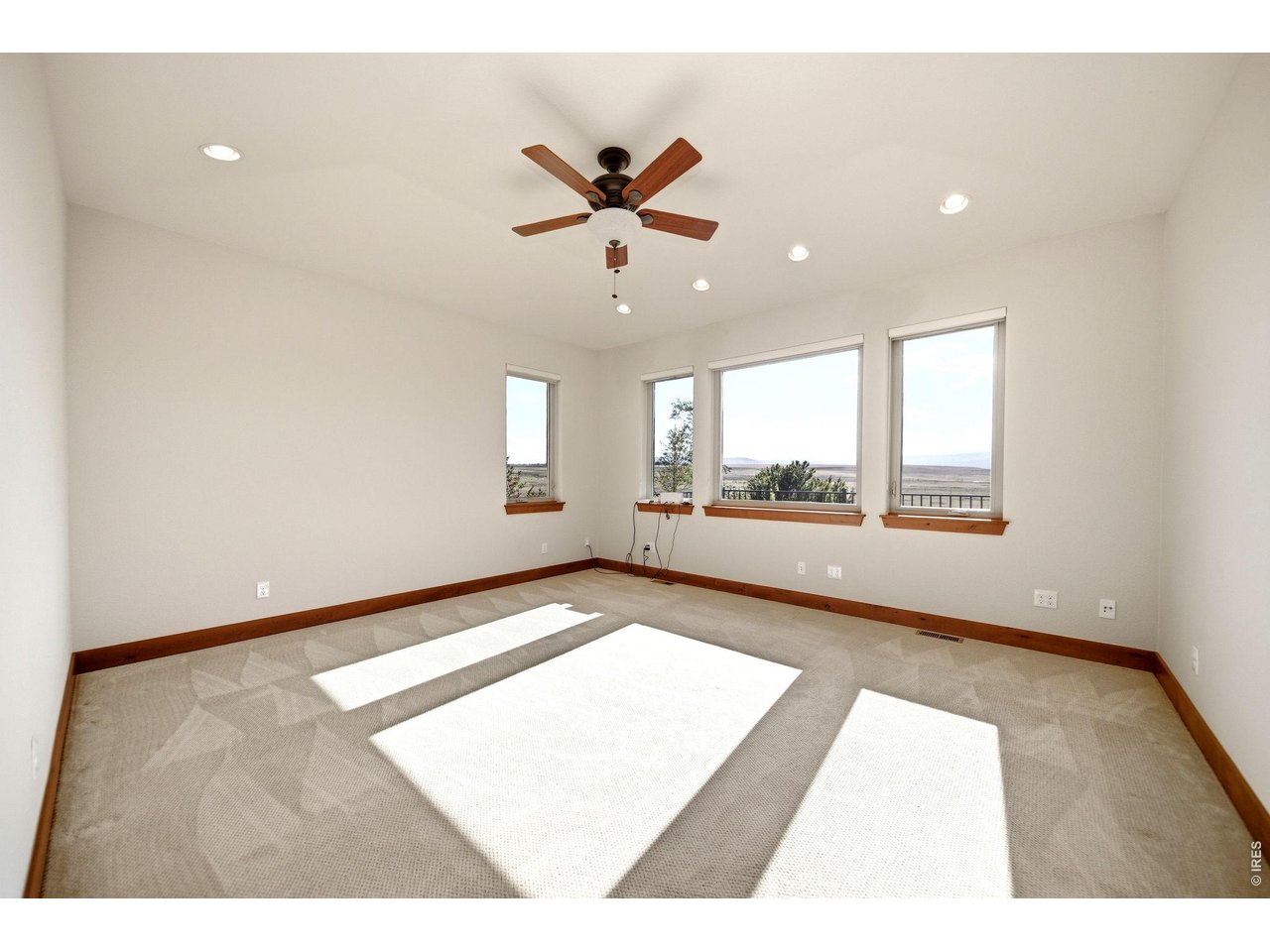 2153 Mountain River Road Berthoud, CO 80513 - Photo 25 of 50 Spacious bedroom on the main level
