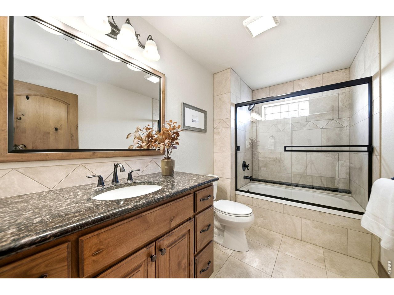 2153 Mountain River Road Berthoud, CO 80513 - Photo 36 of 50 Full bathroom on the lower level
