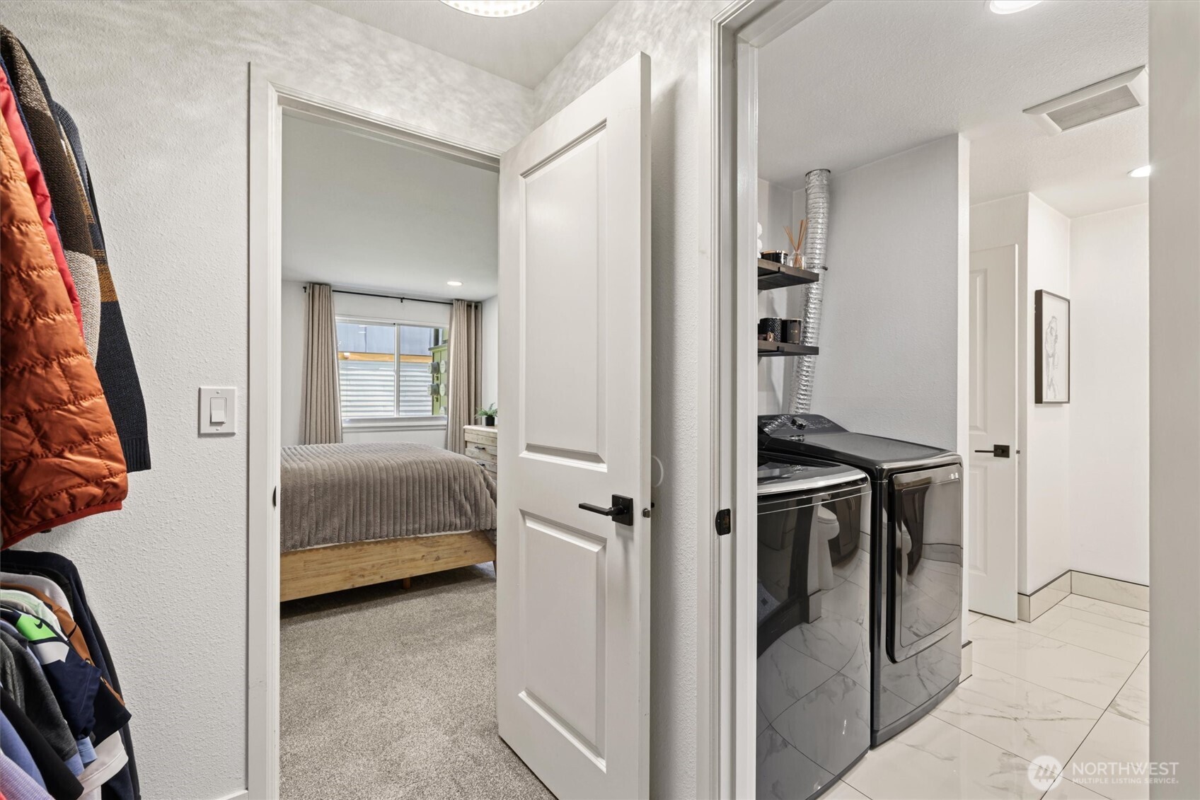 10813 Northeast 147th Lane, Unit N102 Bothell, WA 98011 - Photo 14 of 36