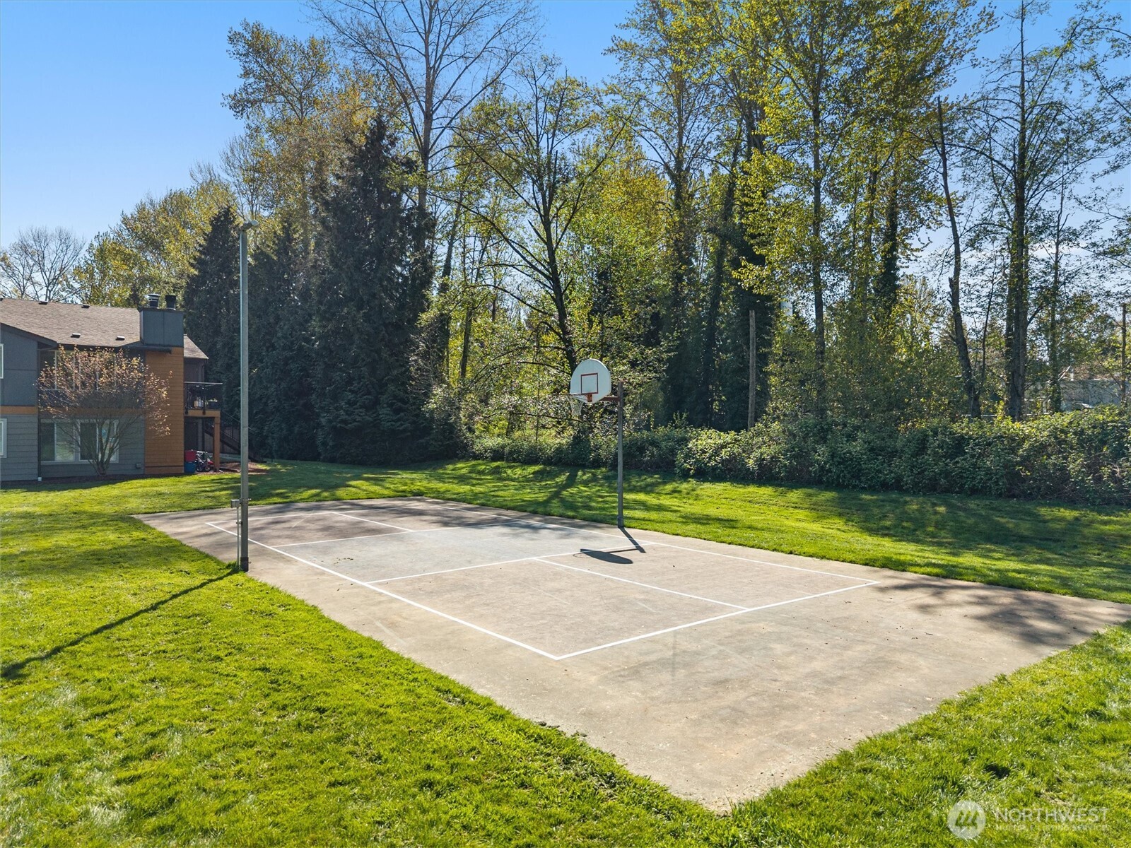 10813 Northeast 147th Lane, Unit N102 Bothell, WA 98011 - Photo 25 of 36