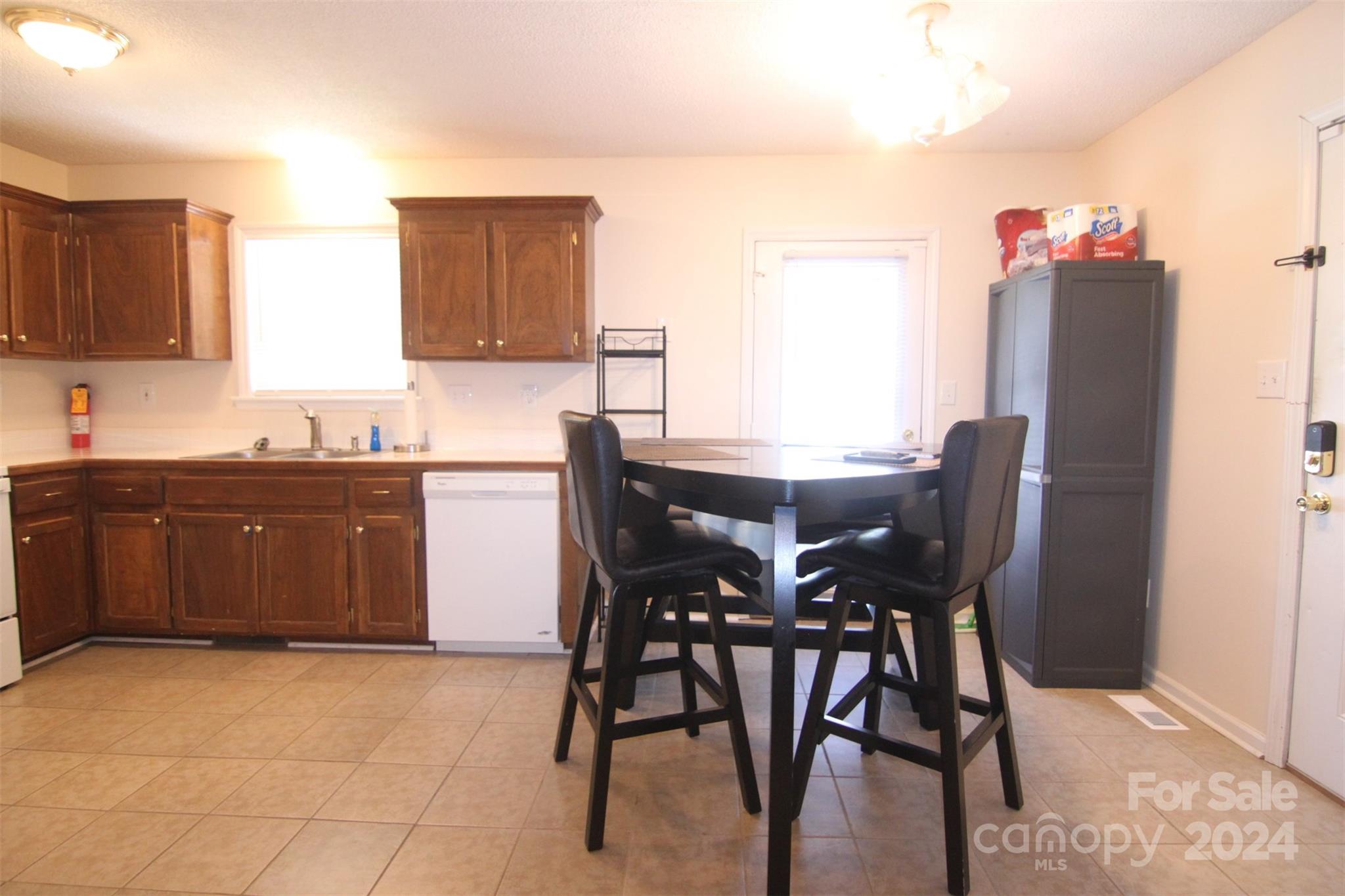 119 Ridge Avenue Cherryville, NC 28021 - Photo 10 of 30 Gallery Image 10