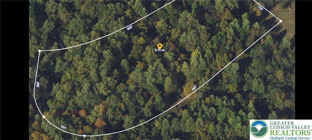 South Spring Valley Road Easton, PA 18042 - Photo 12 of 16 a picture of a street view