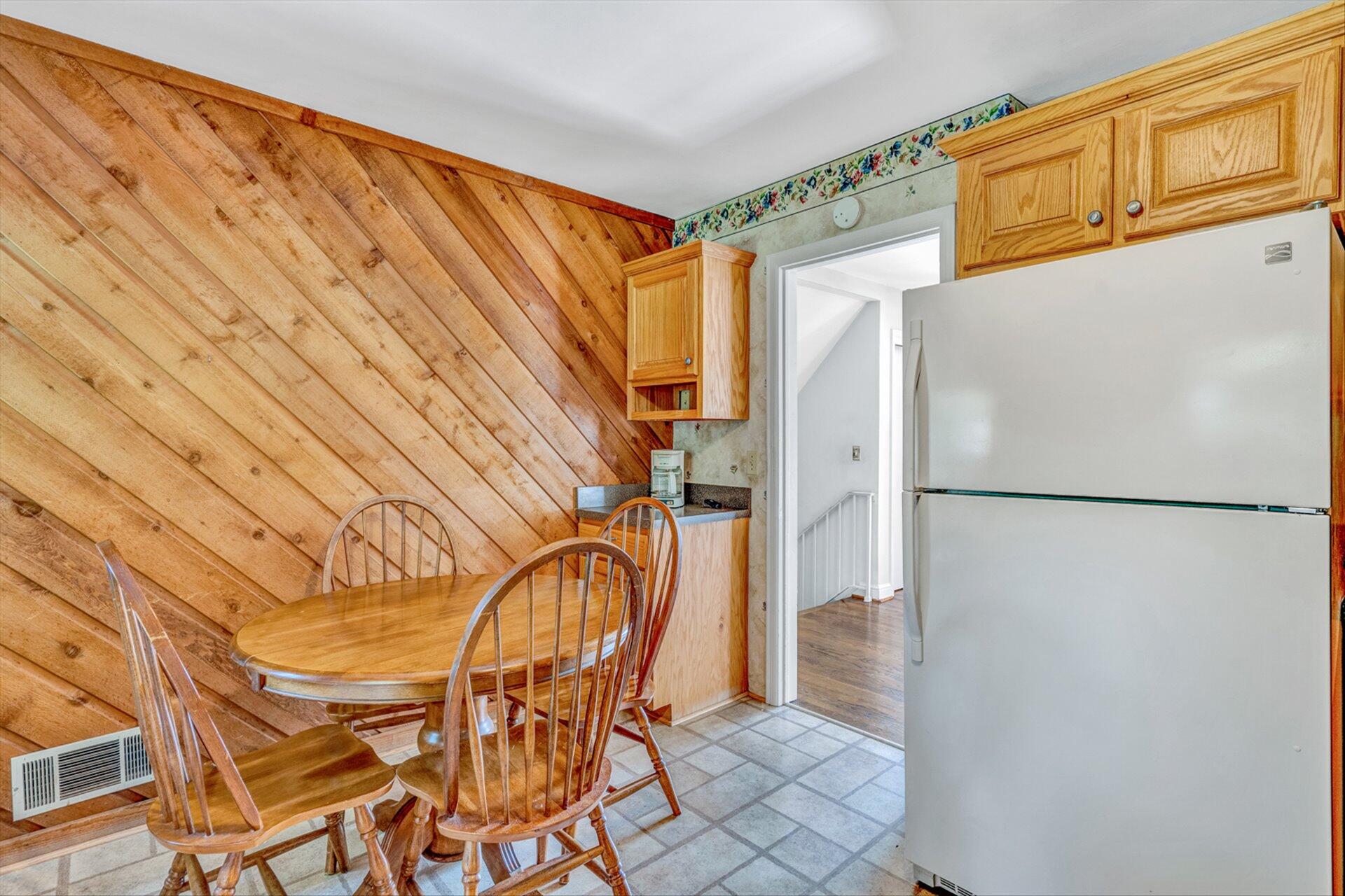 3203 Longhorn Road Roanoke, VA 24018 - Photo 12 of 27 25-DSC1816