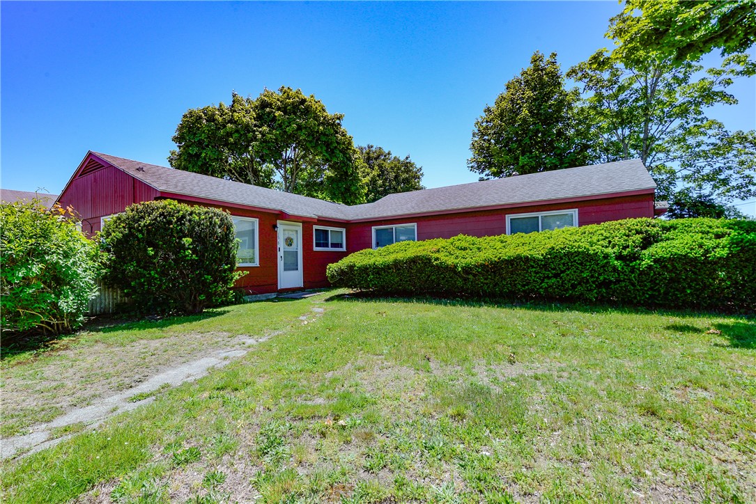 15 Ludlow Road Middletown, RI 02842 - Photo 4 of 10