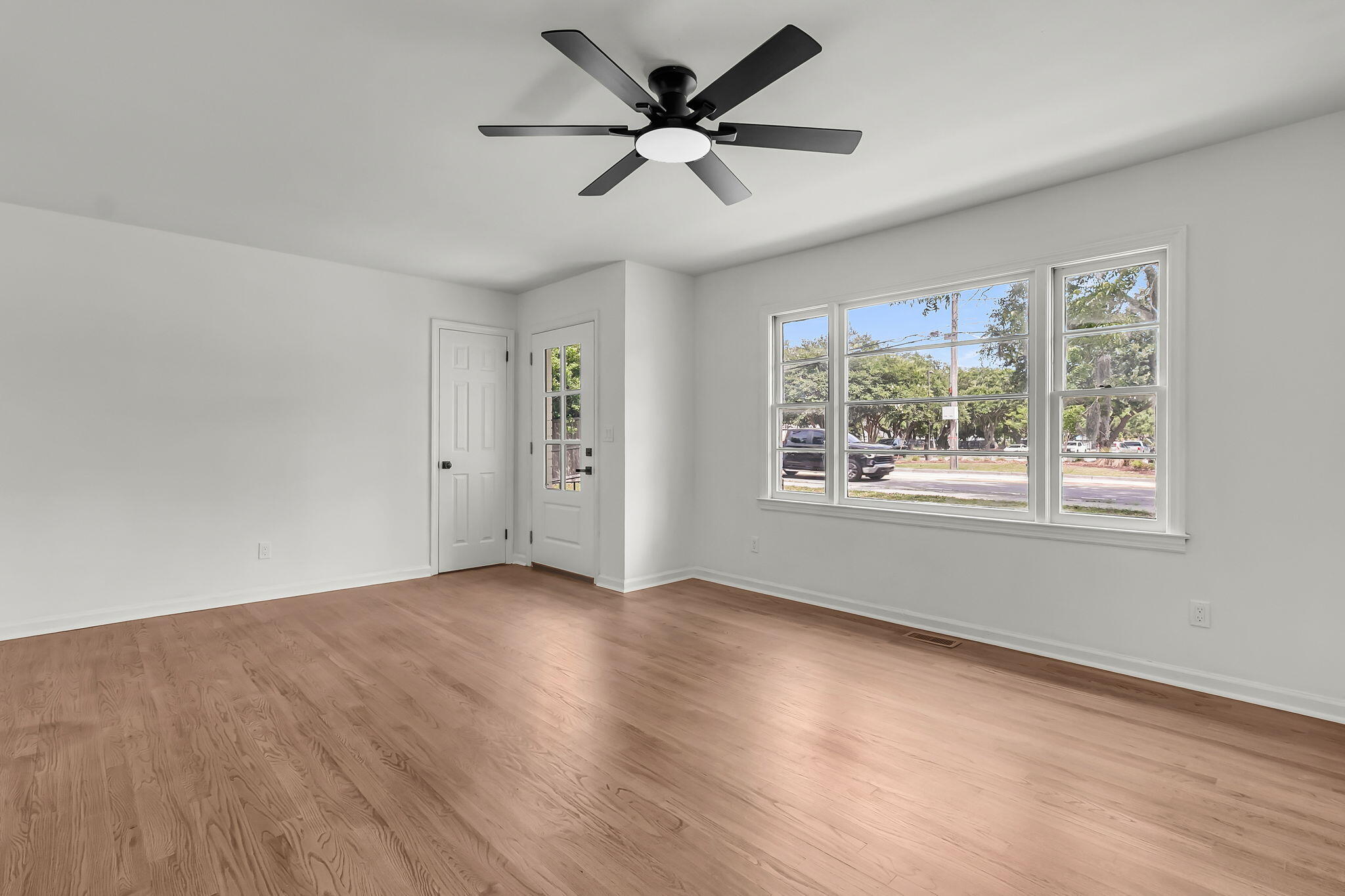 1602 Rifle Range Road Mount Pleasant, SC 29464 - Photo 26 of 47