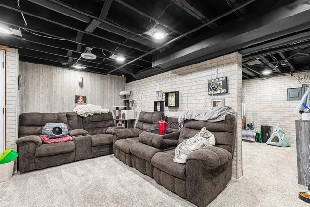 $349,900 | 6800 55th Avenue, Kenosha, WI 53142