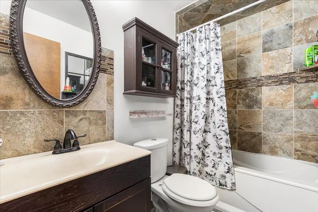 $349,900 | 6800 55th Avenue, Kenosha, WI 53142