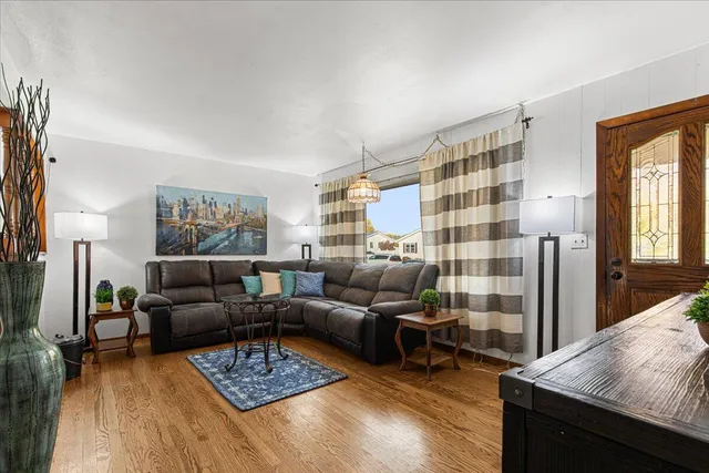 $349,900 | 6800 55th Avenue, Kenosha, WI 53142