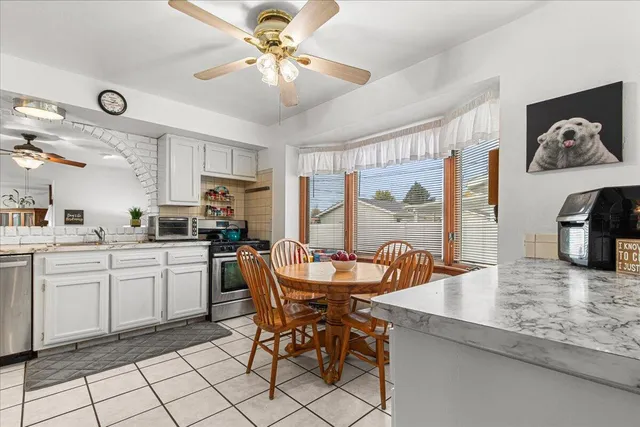 $349,900 | 6800 55th Avenue, Kenosha, WI 53142