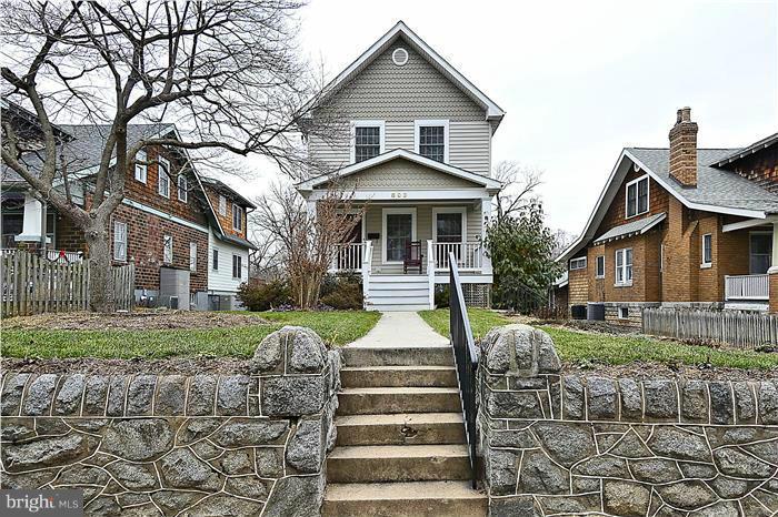 803 Silver Spring Avenue Silver Spring, MD 20910 - Photo 2 of 29 Exterior (Front)