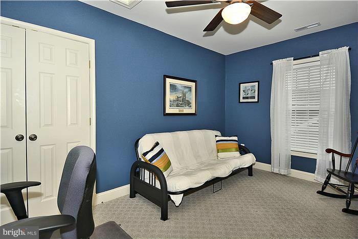 803 Silver Spring Avenue Silver Spring, MD 20910 - Photo 23 of 29 Bedroom