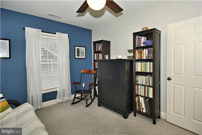 803 Silver Spring Avenue Silver Spring, MD 20910 - Photo 24 of 29 Bedroom