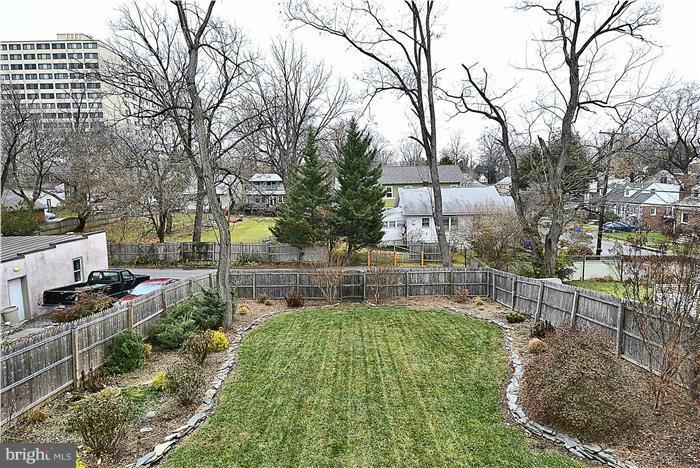 803 Silver Spring Avenue Silver Spring, MD 20910 - Photo 29 of 29 Exterior (Rear)