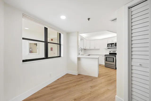 a view of a tennis court