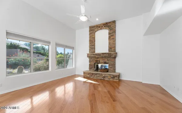 $3,700 | 1617 East Tierra Buena Lane, Phoenix, AZ 85022