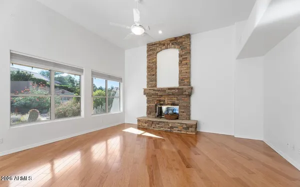 $3,700 | 1617 East Tierra Buena Lane, Phoenix, AZ 85022