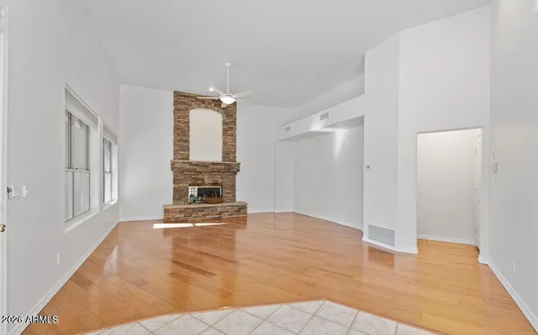 $3,700 | 1617 East Tierra Buena Lane, Phoenix, AZ 85022