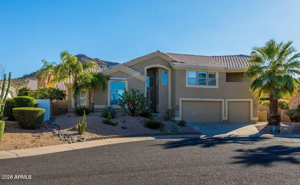 $3,700 | 1617 East Tierra Buena Lane, Phoenix, AZ 85022