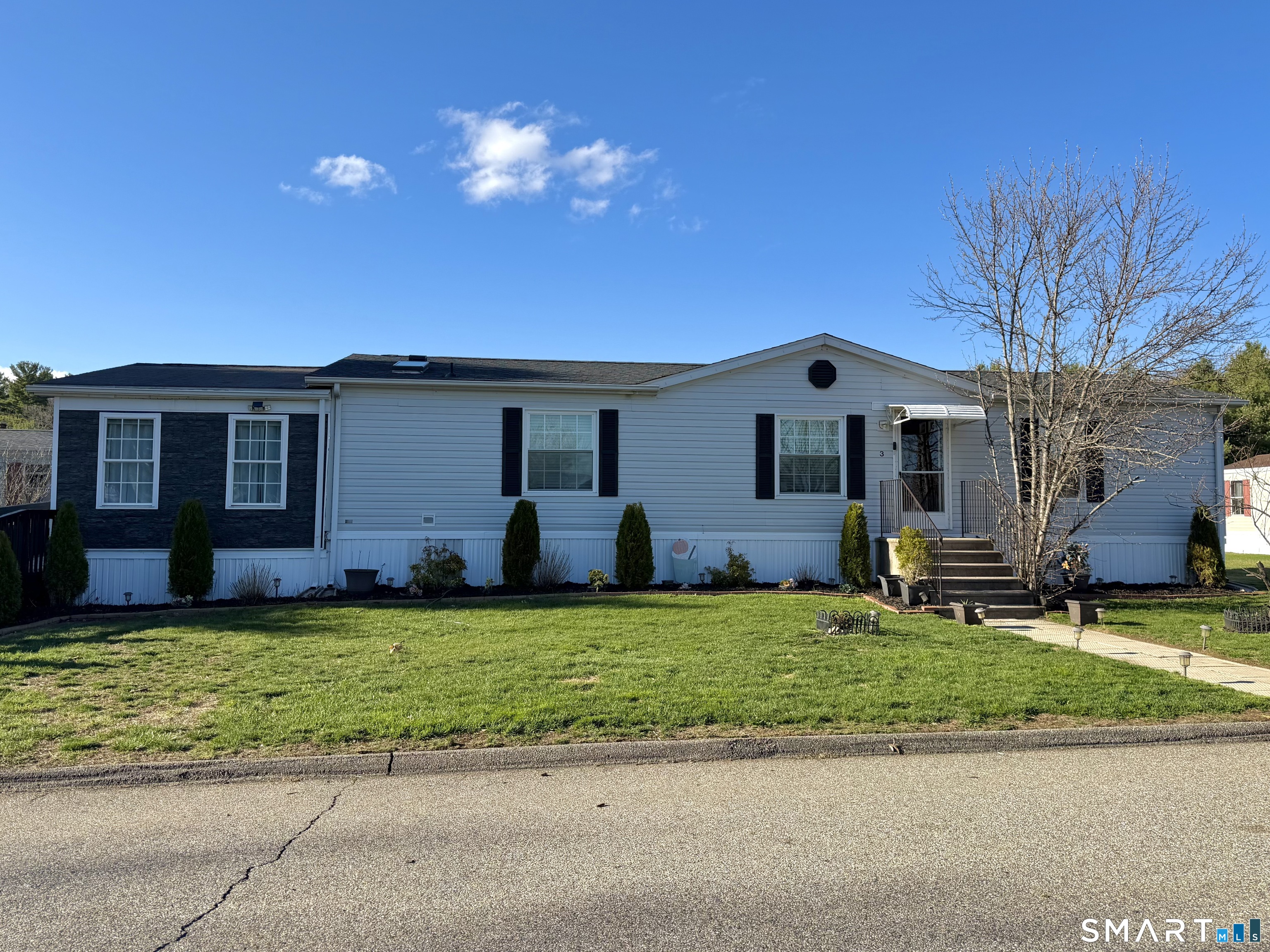 3 Elizabeth Lane Windham, CT 06256 - Photo 1 of 26