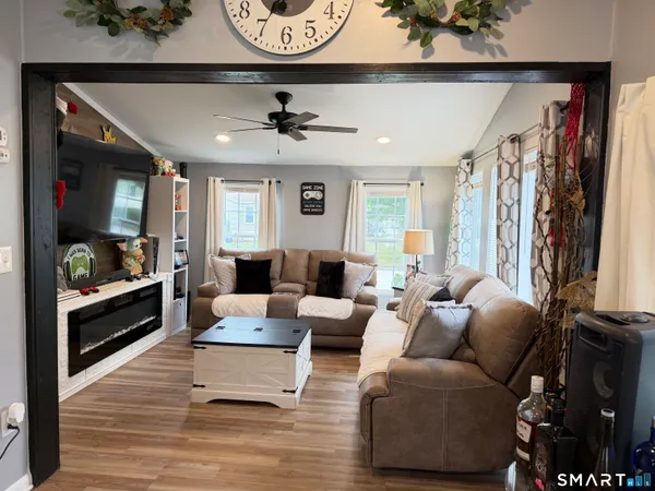 $158,900 | 3 Elizabeth Lane, Windham, CT 06256