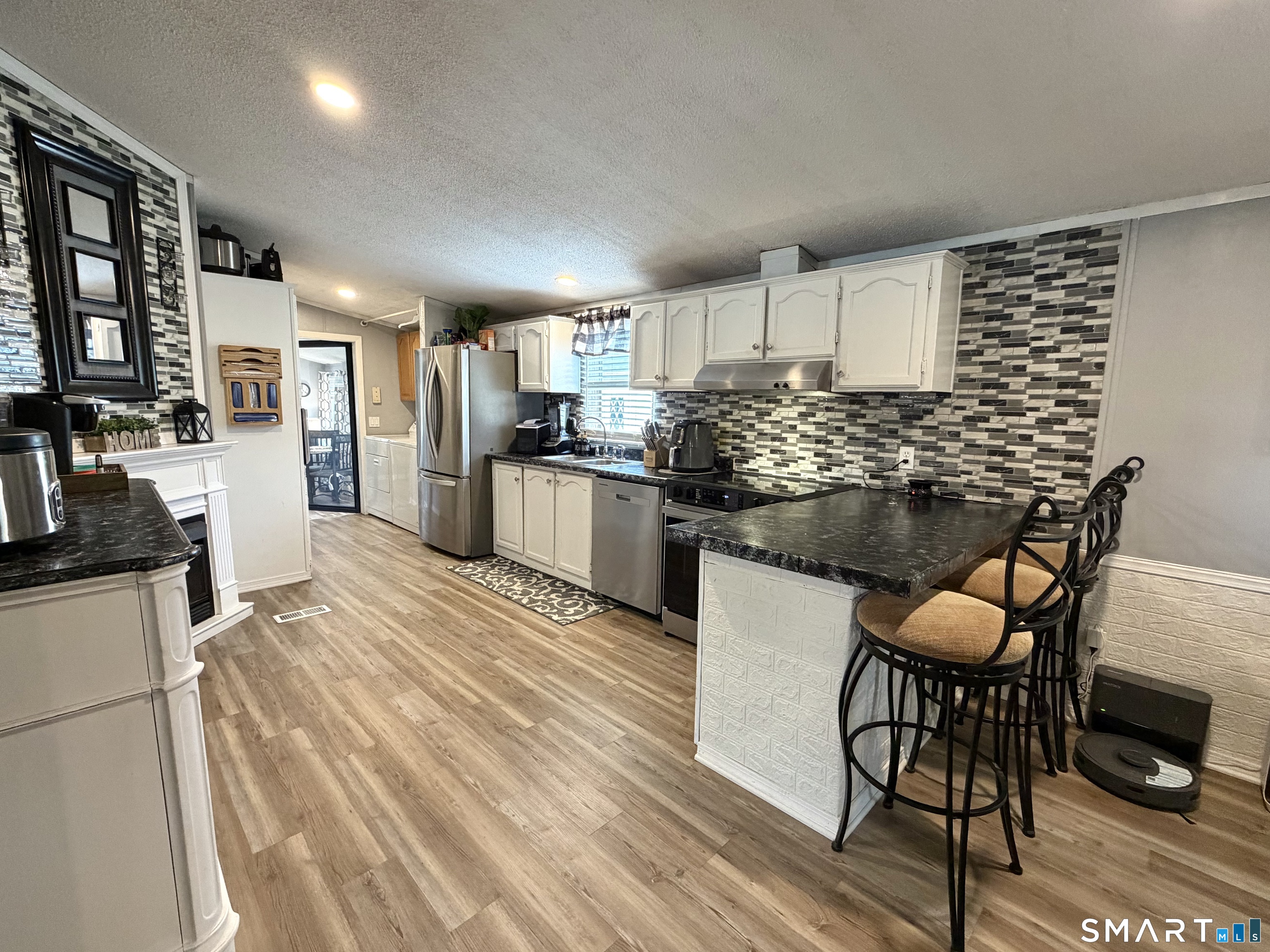 3 Elizabeth Lane Windham, CT 06256 - Photo 5 of 26