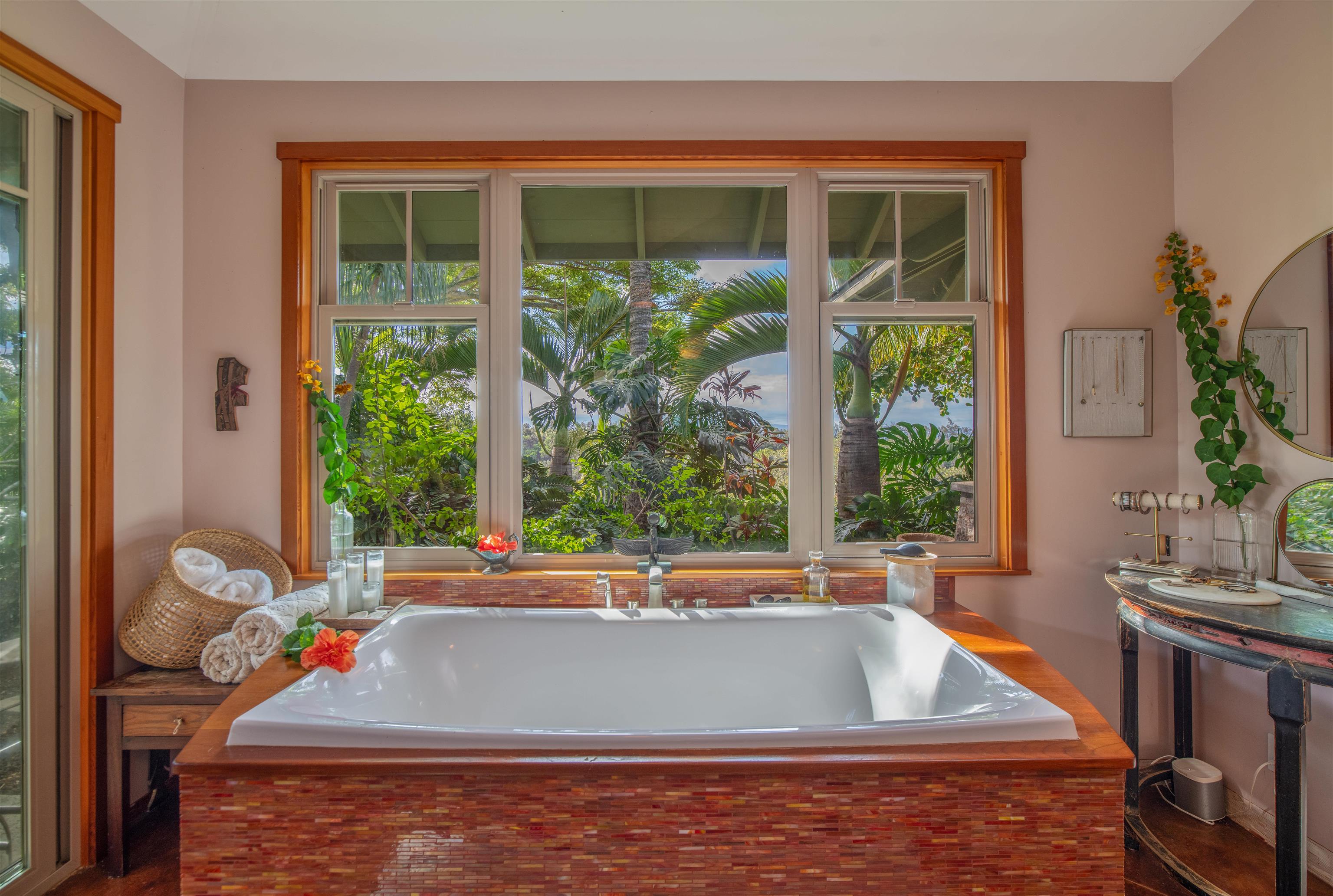 52 Papio Way, Unit A Haiku, HI 96708 - Photo 27 of 50 a view of living room with a large window