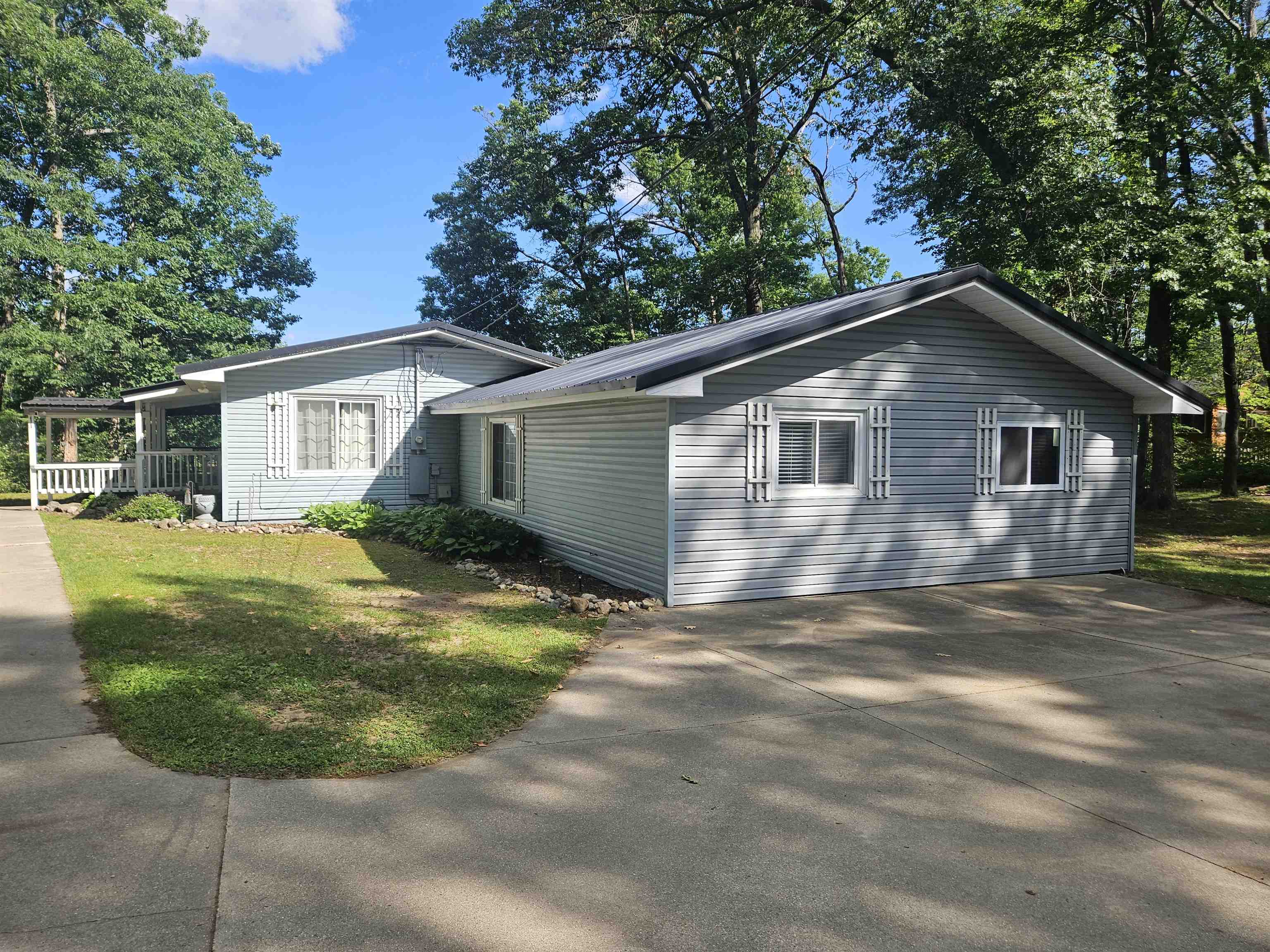 2570 Ridge Road Harrison, MI 48625 - Photo 21 of 63