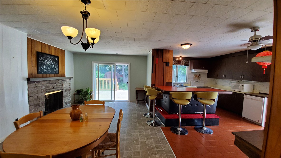 446 Norran Drive Irondequoit, NY 14609 - Photo 2 of 30