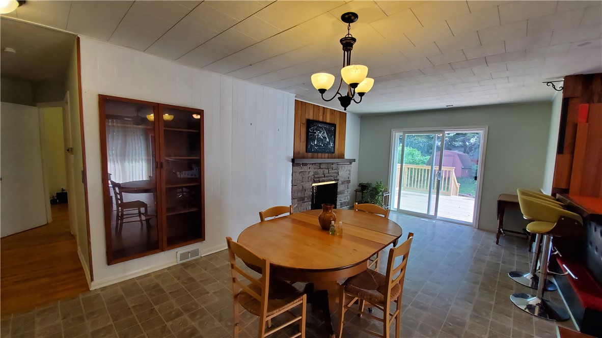 446 Norran Drive Irondequoit, NY 14609 - Photo 3 of 30