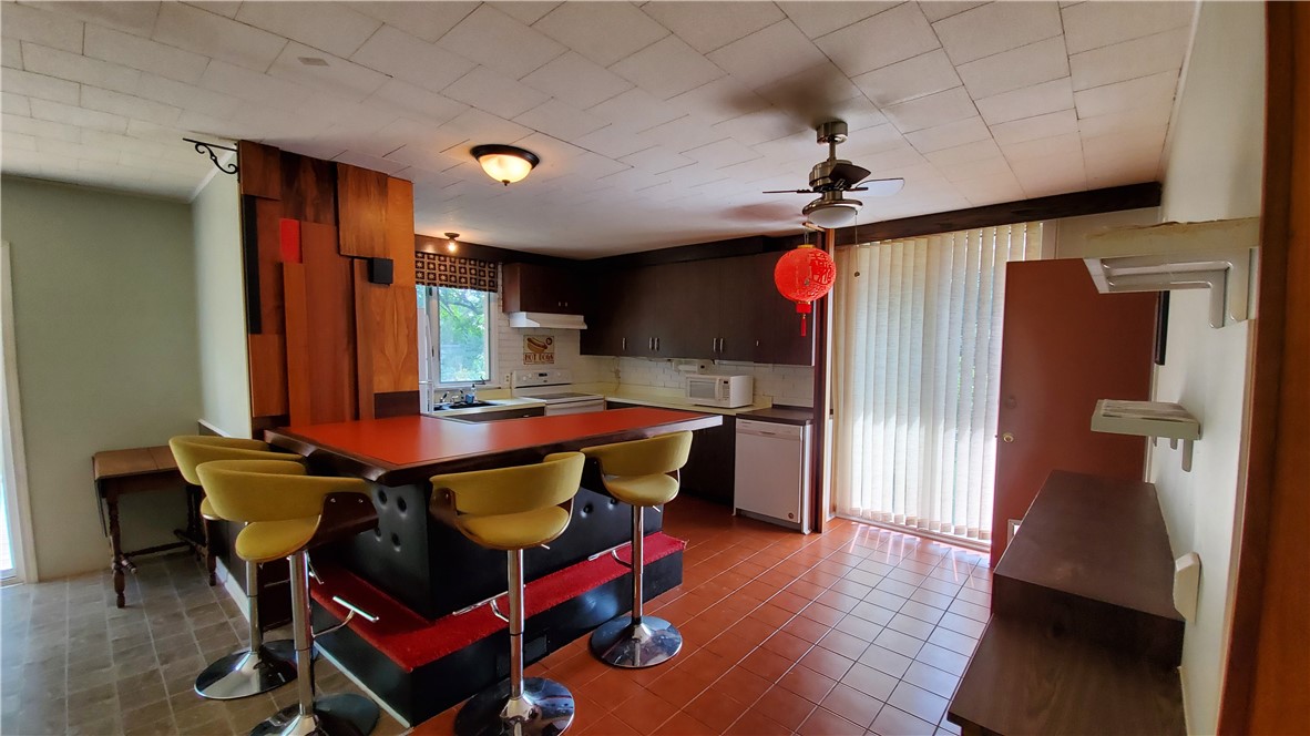 446 Norran Drive Irondequoit, NY 14609 - Photo 4 of 30