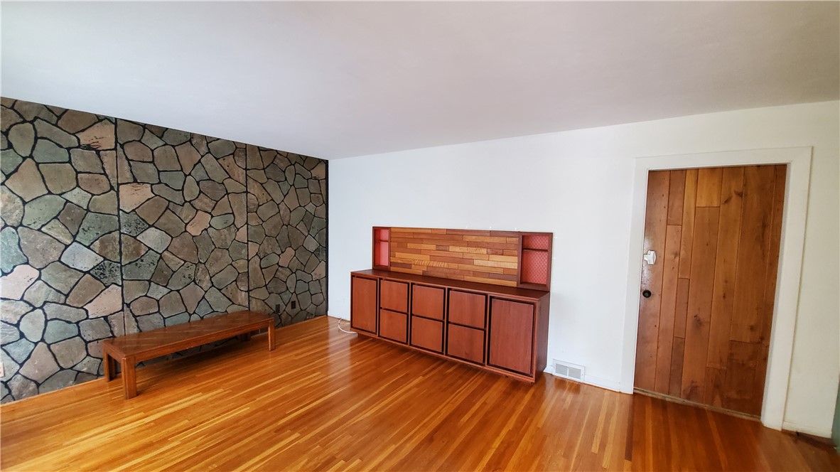 446 Norran Drive Irondequoit, NY 14609 - Photo 9 of 30