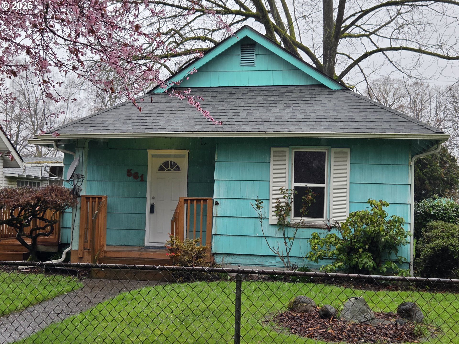 561 15th Avenue Longview, WA 98632 - Photo 1 of 22