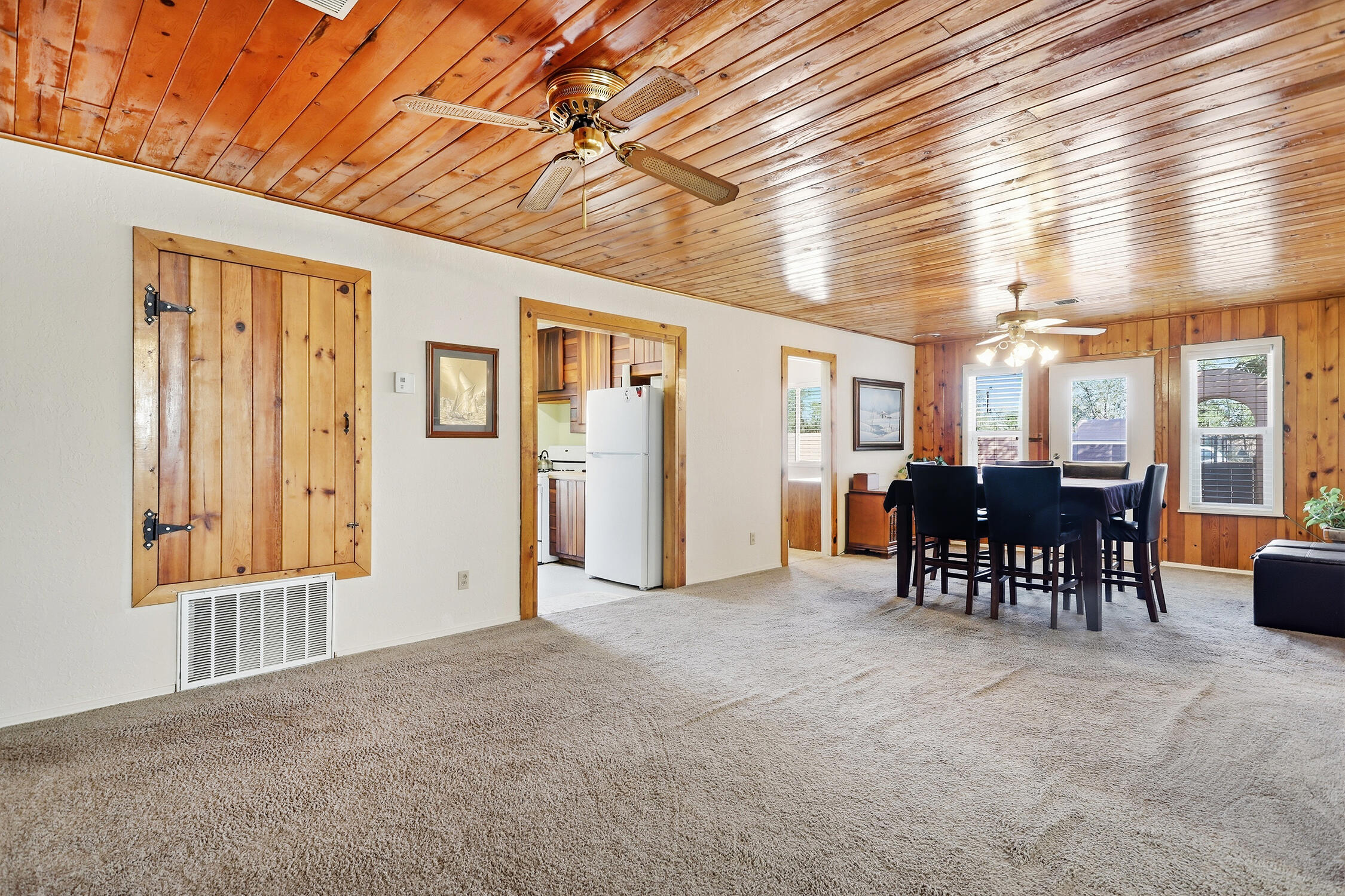2332 Sunshine Road Southwest Albuquerque, NM 87105 - Photo 6 of 28 Gallery Image 6