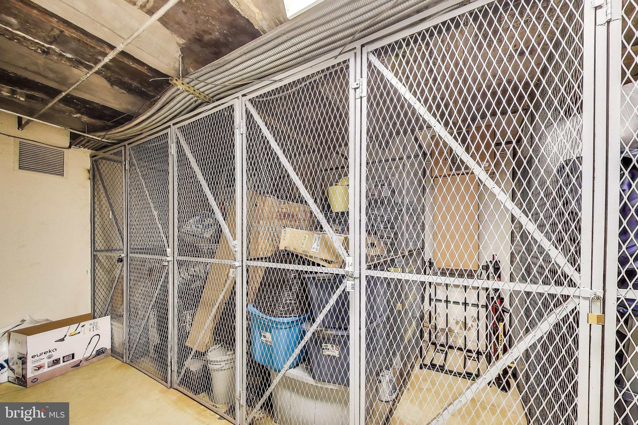 1619 R Street Northwest, Unit 501 Washington, DC 20009 - Photo 24 of 25 a view of entryway