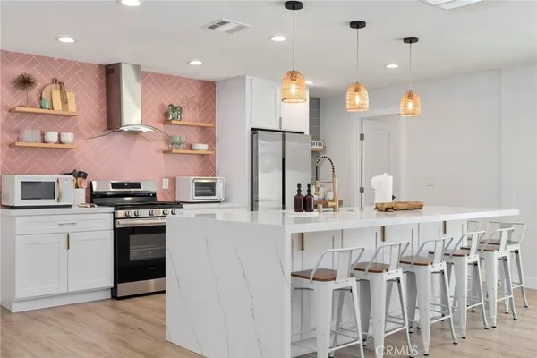 $1,199,000 | 2214 Edna Drive, Santa Ana, CA 92706