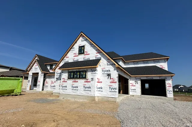 $795,000 | 17662 Pavia Pass, Huntertown, IN 46748