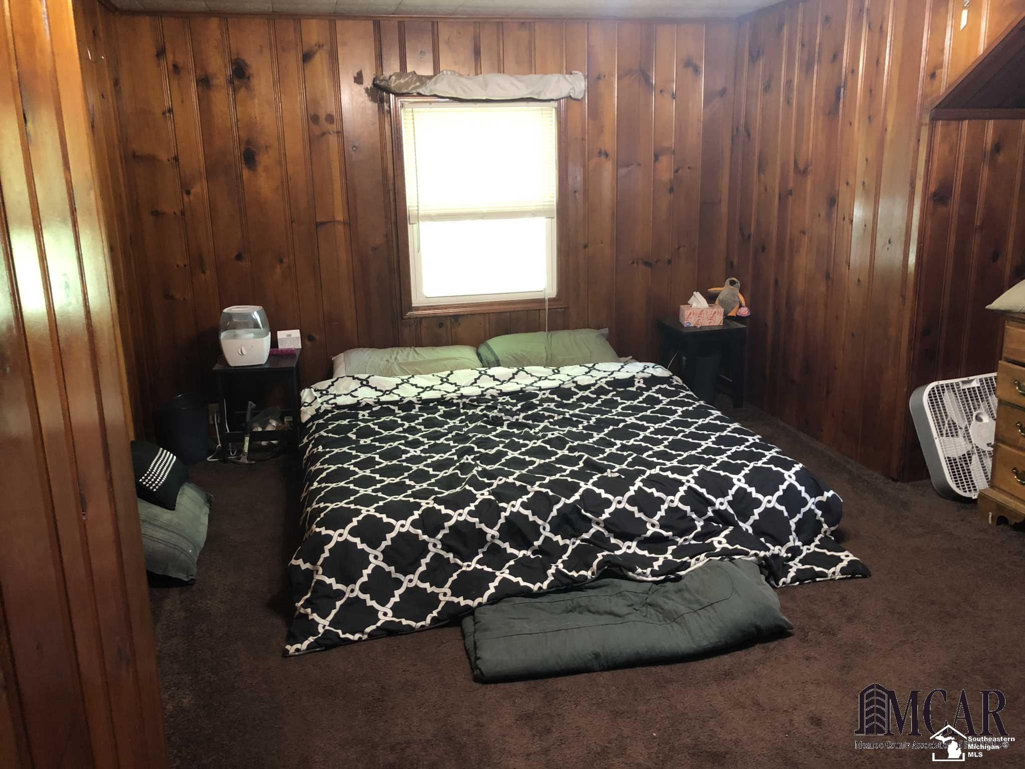 15445 Dayton Road Monroe, MI 48161 - Photo 20 of 23 21464410-19.JPG