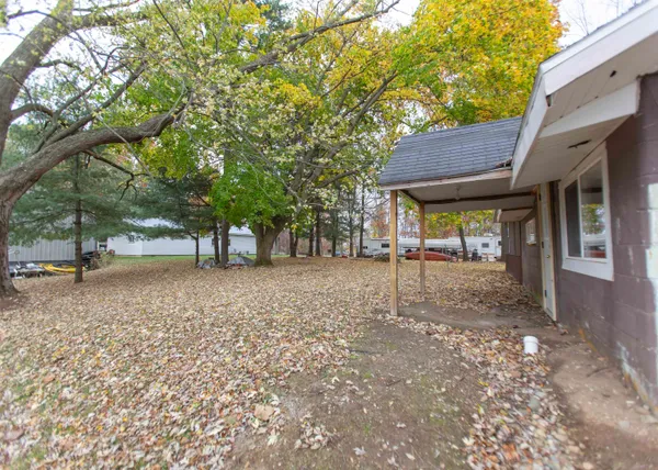 $99,900 | 6125 North 1065 West, Orland, IN 46776