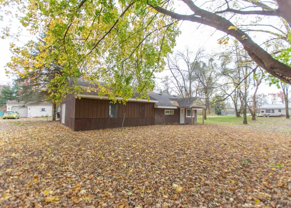 $99,900 | 6125 North 1065 West, Orland, IN 46776