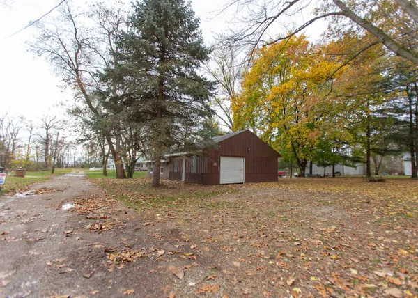 $99,900 | 6125 North 1065 West, Orland, IN 46776