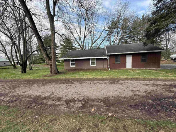 $99,900 | 6125 North 1065 West, Orland, IN 46776