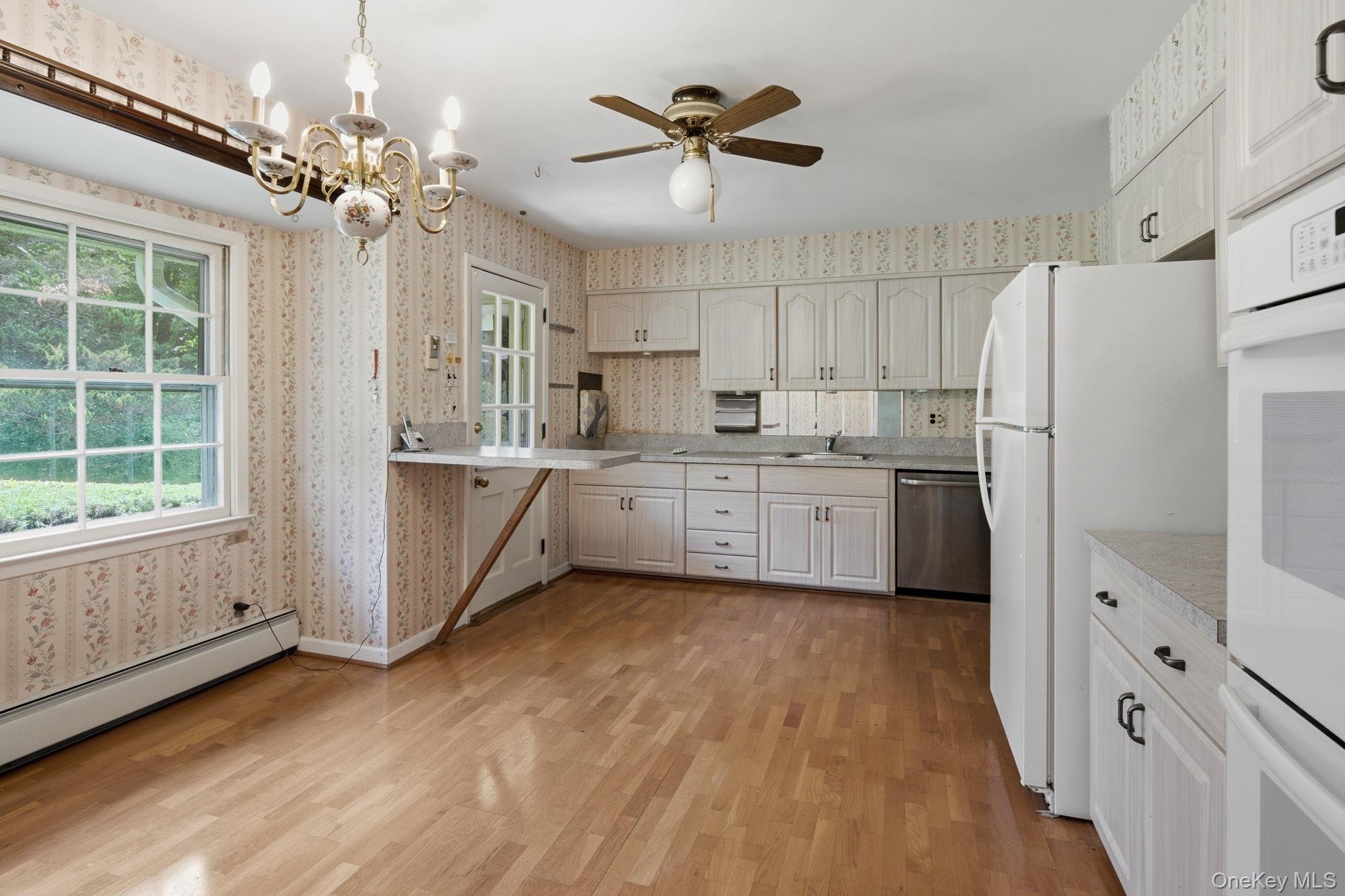 209 Southdown Road Lloyd Harbor, NY 11743 - Photo 9 of 14
