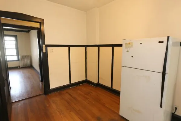 $2,250 | 1923 West Winnemac Avenue, Unit 1, Chicago, IL 60640