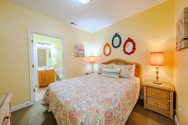 $645,000 | 1217 Graves Harbor Trail, Unit 122, Huddleston, VA 24104