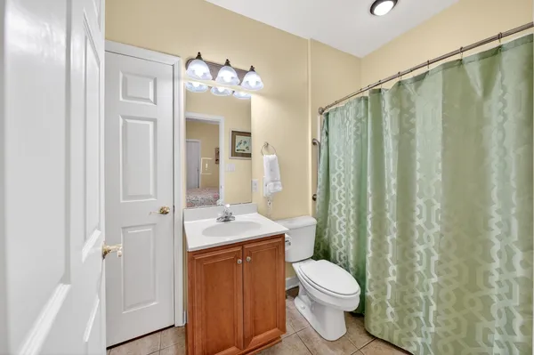 $620,000 | 1217 Graves Harbor Trail, Unit 122, Huddleston, VA 24104