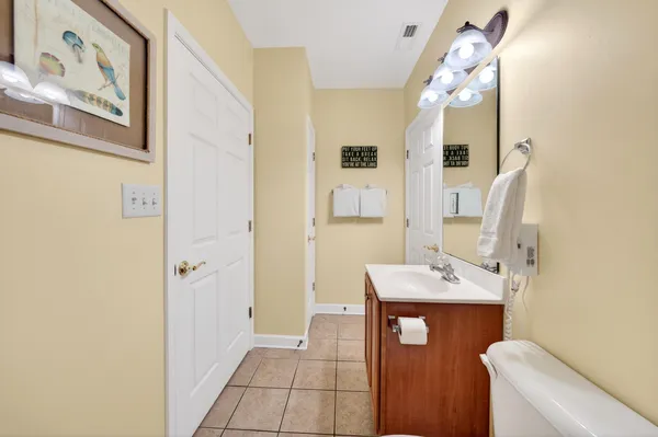 $620,000 | 1217 Graves Harbor Trail, Unit 122, Huddleston, VA 24104