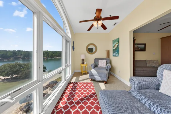 $620,000 | 1217 Graves Harbor Trail, Unit 122, Huddleston, VA 24104