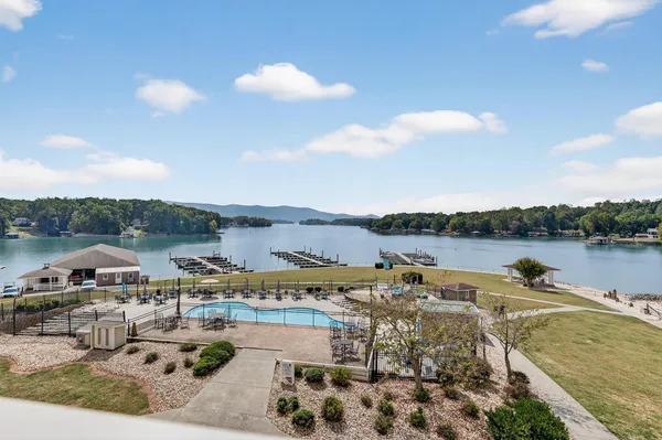 $620,000 | 1217 Graves Harbor Trail, Unit 122, Huddleston, VA 24104