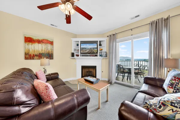 $620,000 | 1217 Graves Harbor Trail, Unit 122, Huddleston, VA 24104