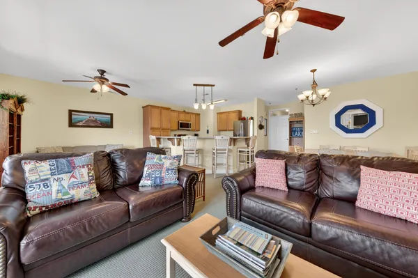 $620,000 | 1217 Graves Harbor Trail, Unit 122, Huddleston, VA 24104